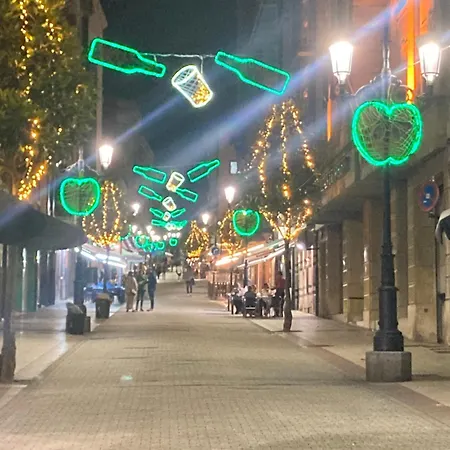 La Ventana De Foncalada Exterior Tranquilo Pleno Centro Parking Gratis Wifi Lejlighed Oviedo
